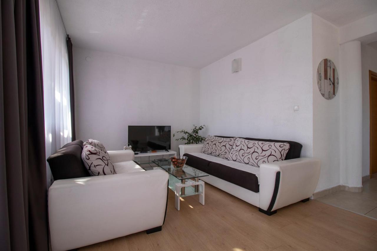 Apartmani Olivia 비빈제 외부 사진