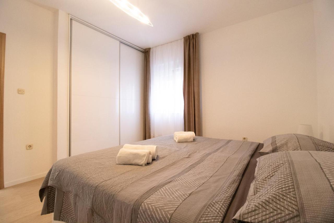 Apartmani Olivia 비빈제 외부 사진