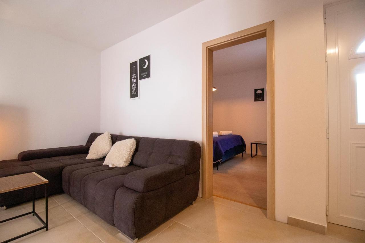 Apartmani Olivia 비빈제 외부 사진